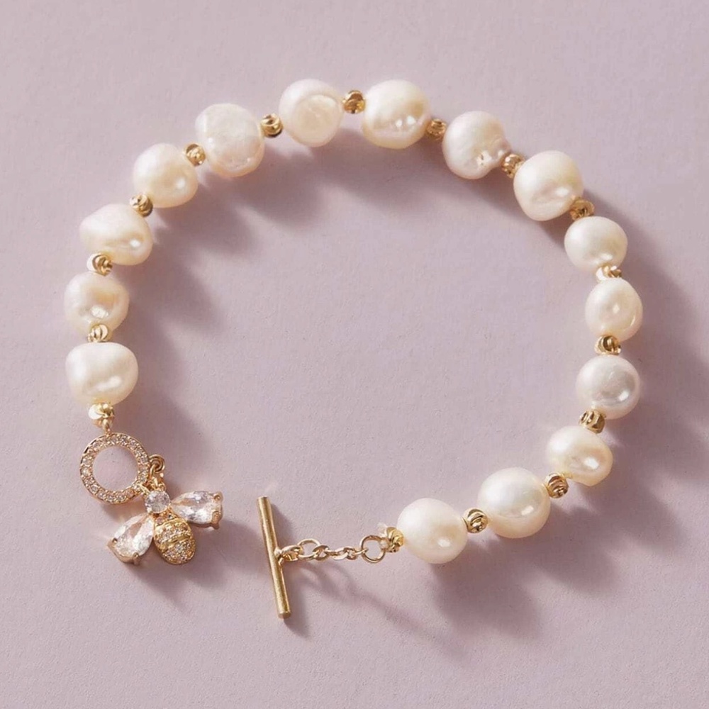 18K Gold Plated Faux Pearl Bee Rhinestone Toggle Bracelet